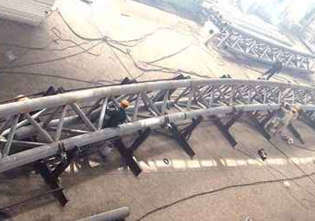 和硕多功能体育馆案例